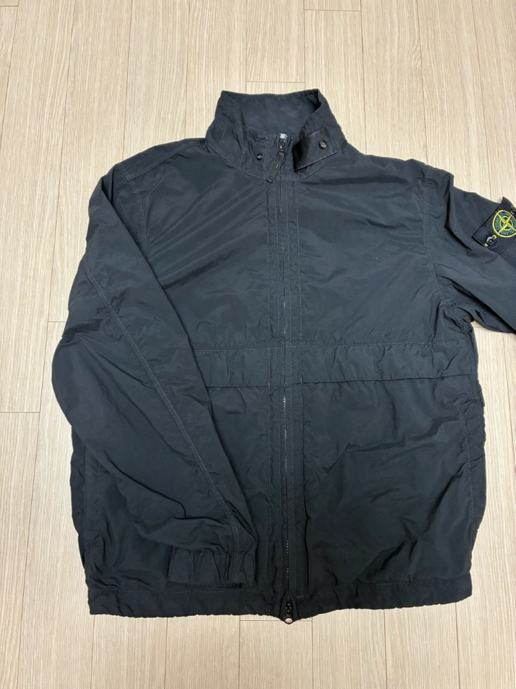 스톤아일랜드 나일론 스메릴리아토 스탠드칼라 자켓 이미지