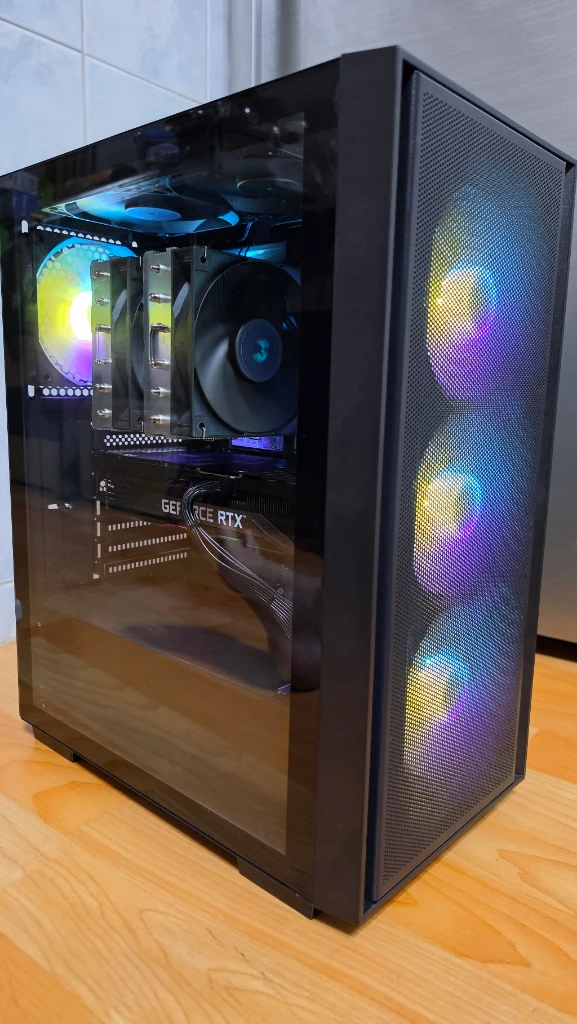 라이젠7 5700x rtx3070ti 컴퓨터 본체 이미지