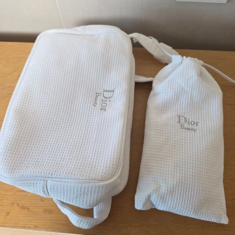 디올 뷰티 파우치 크로스백 세트 이미지
