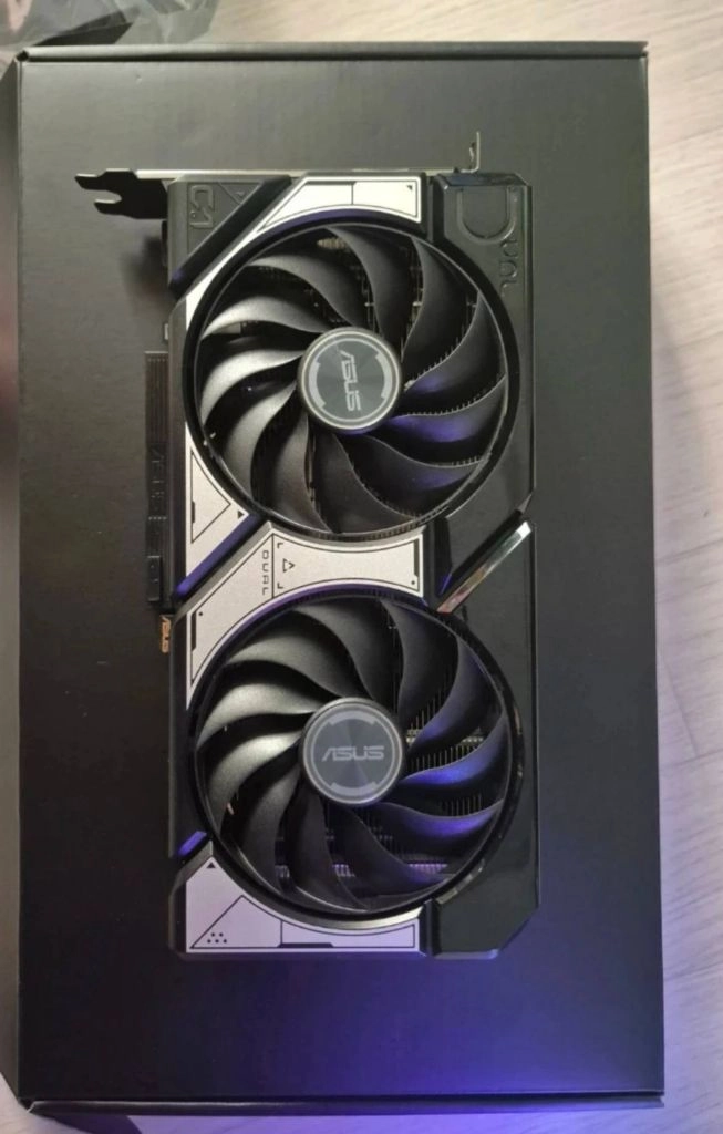 ASUS DUAL RTX 5060Ti 8GB 그래픽카드 판매해요 이미지