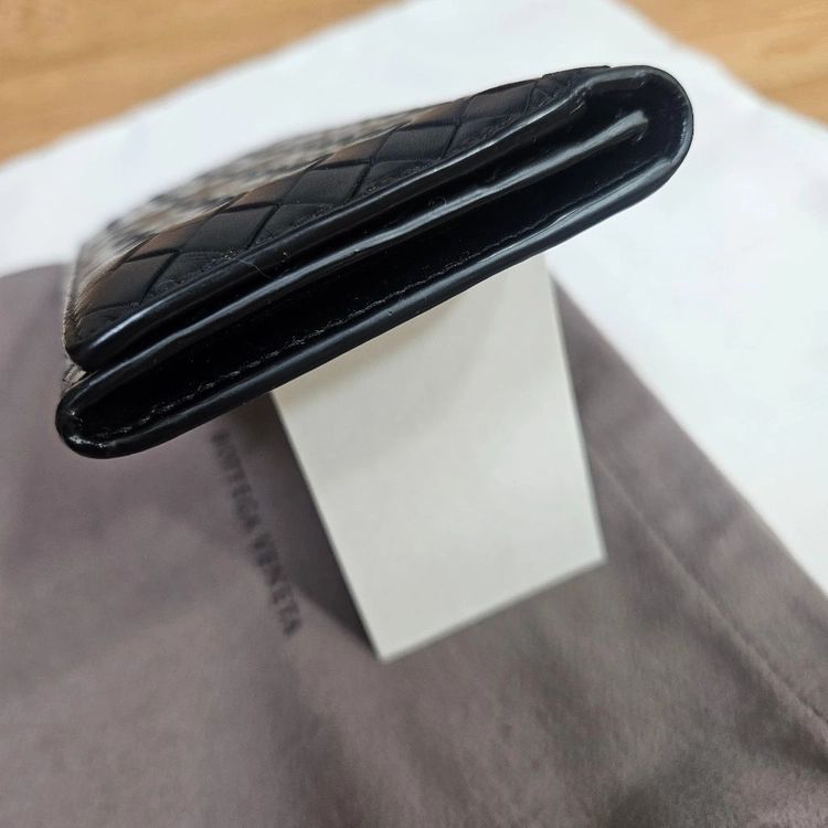 보테가베네타 장지갑 정품입니다 구성품 더스트백 드립니다 이미지