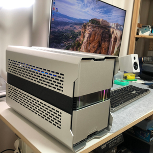 SHIFT XT B650I+라이젠 7700+32G+2T+3080 ITX 본체입니다. 이미지