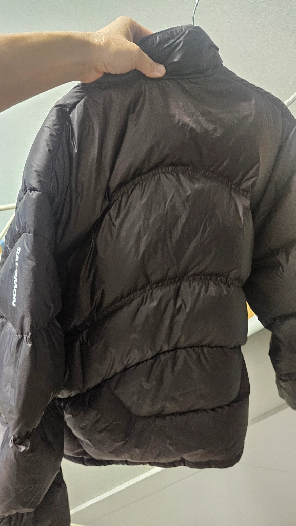 살로몬 패딩 xl 이미지