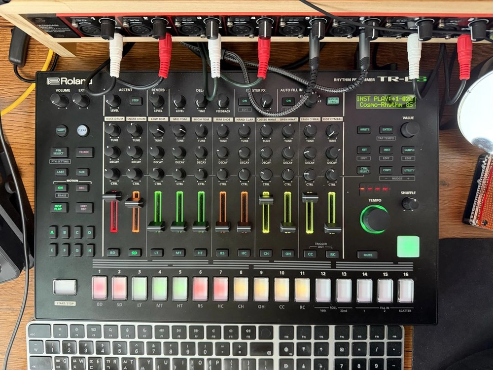 Roland TR-8S - 안심되는 중고거래