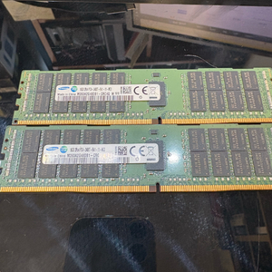 DDR4 16기가 서버 워크스테이션 전용 메모리 이미지