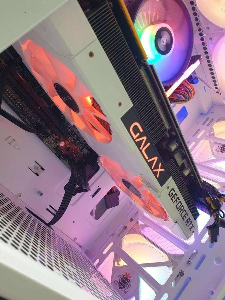 겔럭시 RTX 2070 슈퍼 8G 그래픽 카드 화이트 겔럭시 이미지