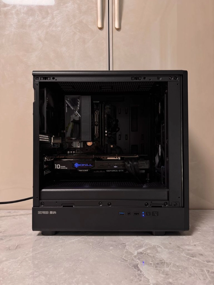 무RGB 올블랙 고사양 게이밍컴퓨터 pc 데스크탑 이미지