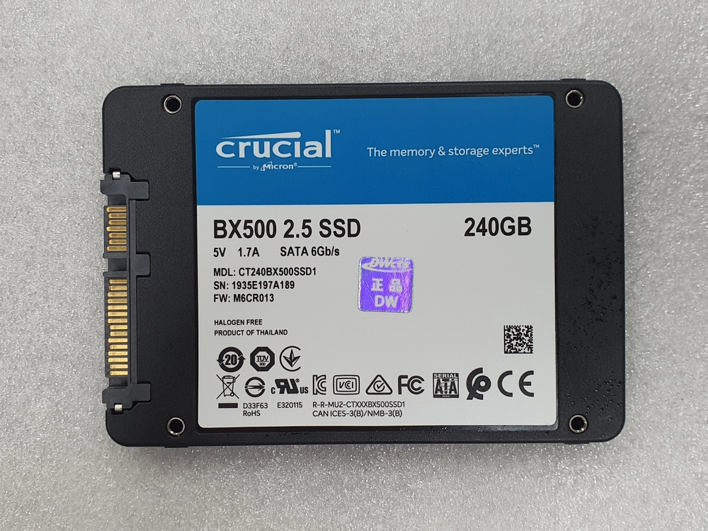 컴퓨터 저장장치 CRUCIAL BX500 2.5인치 데스크탑 SSD 240GB 이미지