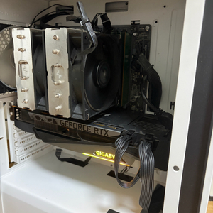 i5-13600KF / 3080 Ti / 32GB / NVMe 1TB / 화이트 케이스 게이밍 컴퓨터 본체 이미지