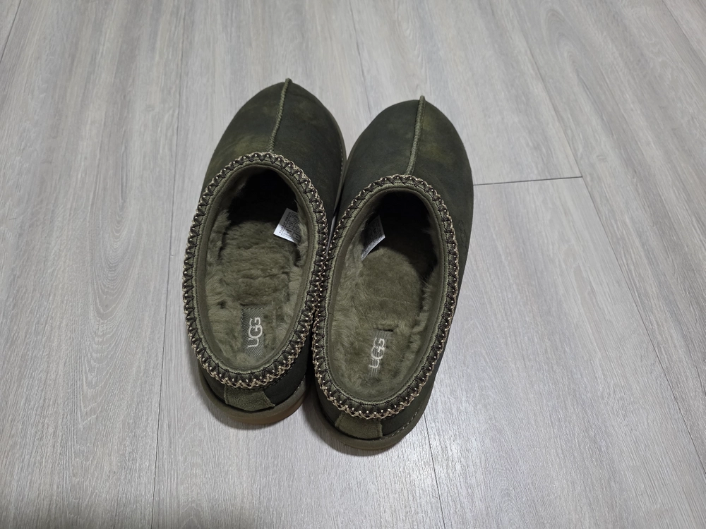 [새상품]어그 UGG 타스만 박스터 올리브 (US8) 이미지