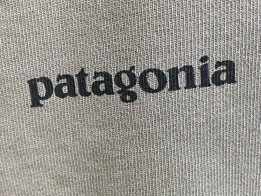 남성 파타고니아 라지 긴팔 맨투맨 셔츠 차콜색 Patagonia 이미지