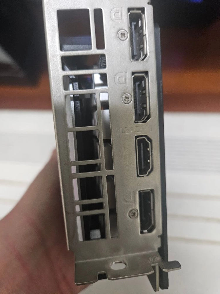 그래픽카드 Gtx 1660s 6g 가정용 1인소유 이미지