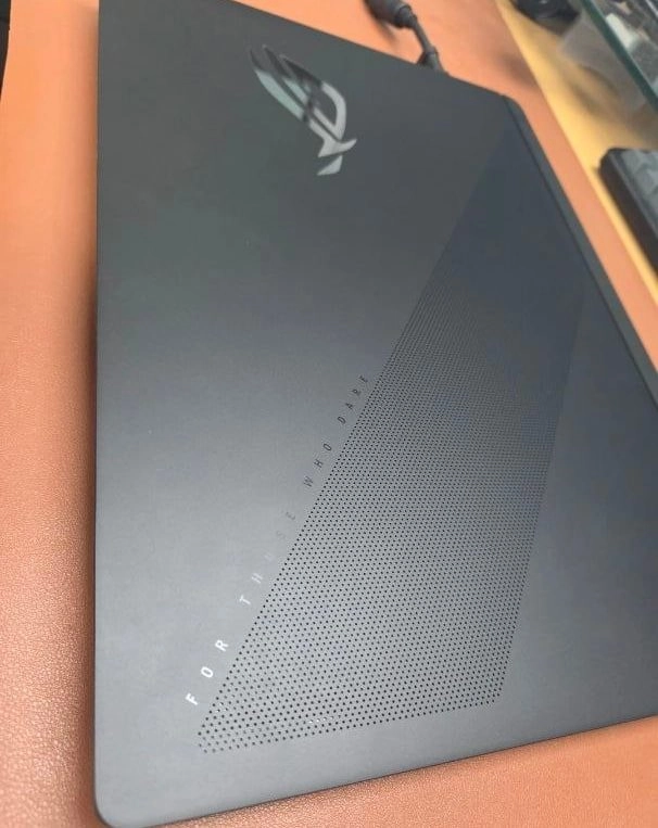 ASUS ROG Strix SCAR 16 RTX 5080 게이밍 노트북 - 안심되는 중고거래