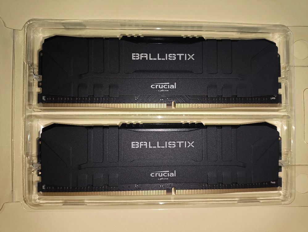 Crucial Ballistix DDR4 3600 CL16 (8x2=16GB) 이미지