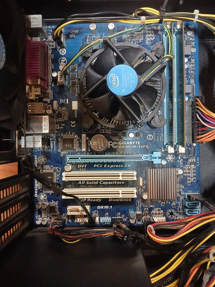 WIN11 인텔 i5 CPU 삼성 8G램 SSD 고속 사무용 피시 데스크탑 컴퓨터 본체90000 이미지