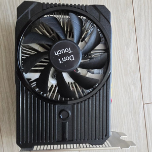 GTX1650 4GB 그래픽카드 이미지