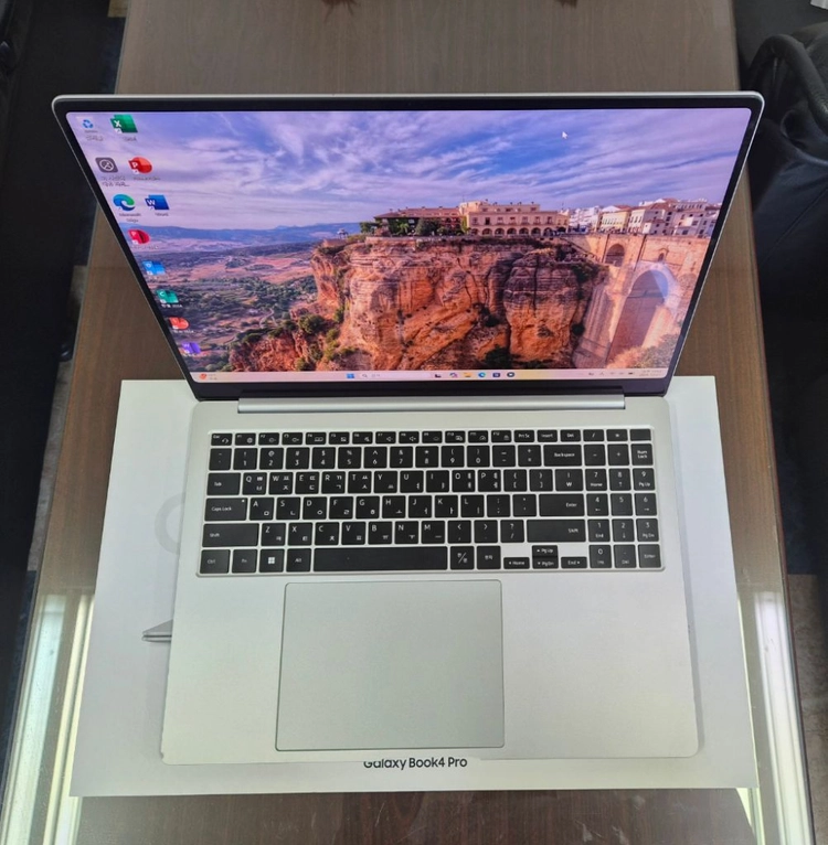 풀박스)삼성 노트북 갤럭시북4 프로 NT960XGQ 16인치, 울트라5, 16G, 256G 이미지
