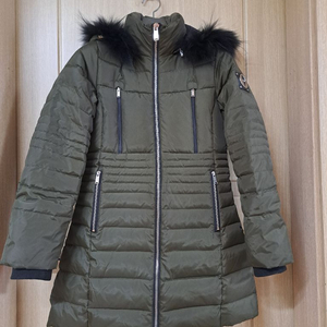 구스다운 패딩 모자 너구리털 이미지