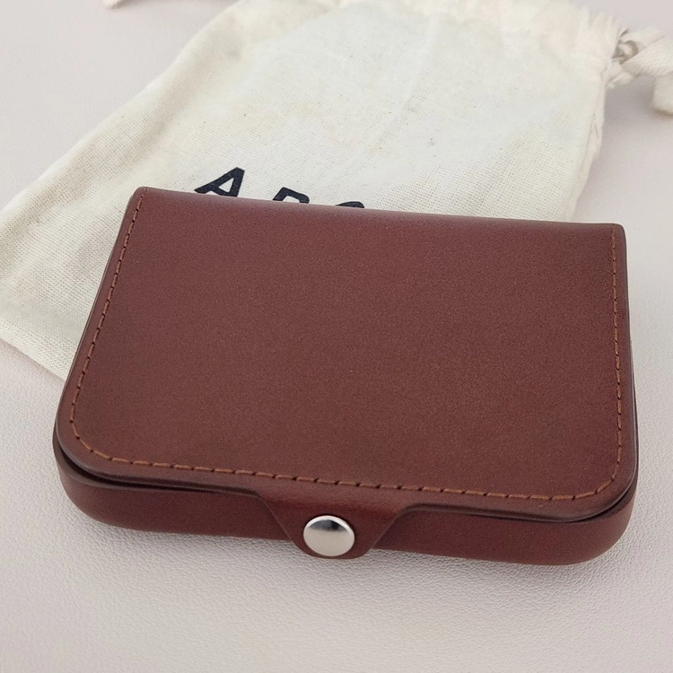 A.P.C 아페쎄 조쉬 코인 카드지갑 이미지