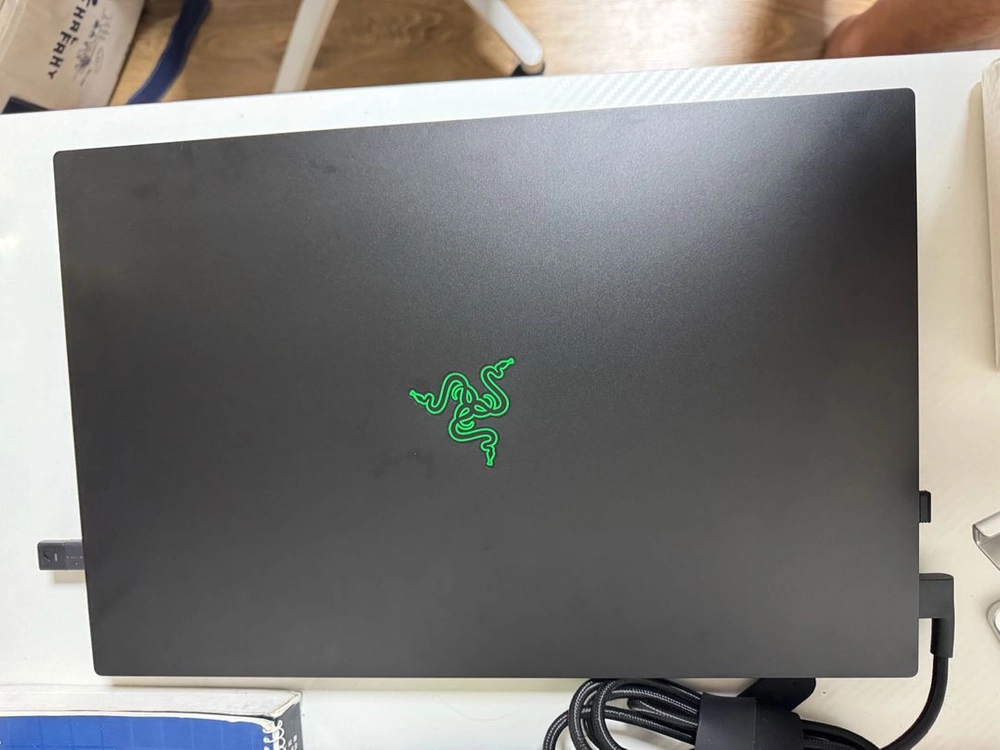 레이저 블레이드 17 2021 일본판 교환 가능 이미지
