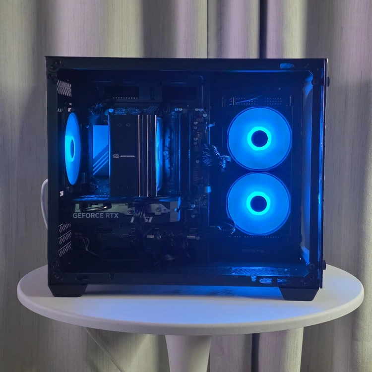 7500X3D RTX5060 게이밍 컴퓨터 본체 Pc 이미지