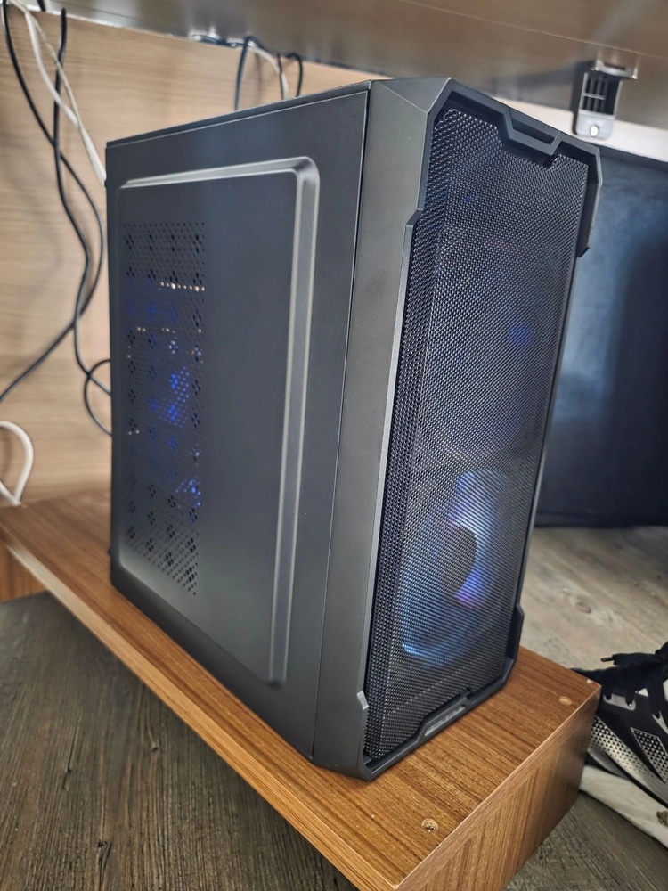 10400F 1660TI 16GB 게이밍 컴퓨터 이미지