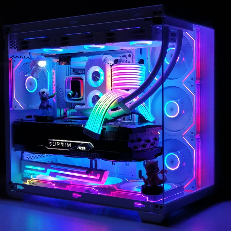 하이앤드급 컴퓨터 i7 14700 rtx 4080 슈프림 팝니다. 이미지