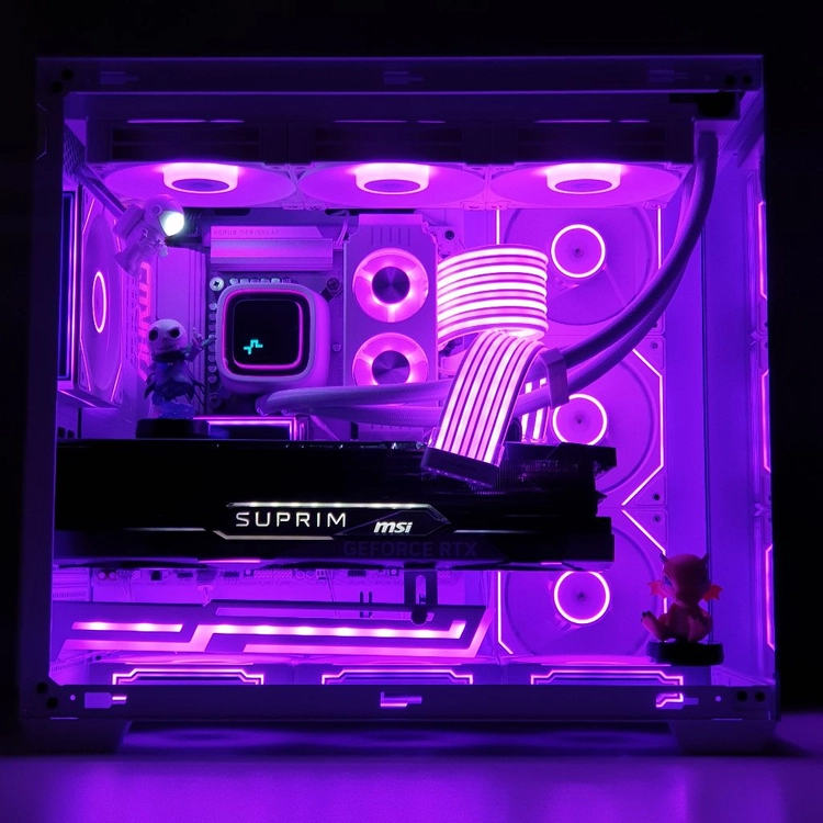 하이앤드급 컴퓨터 i7 14700 rtx 4080 슈프림 팝니다. 이미지