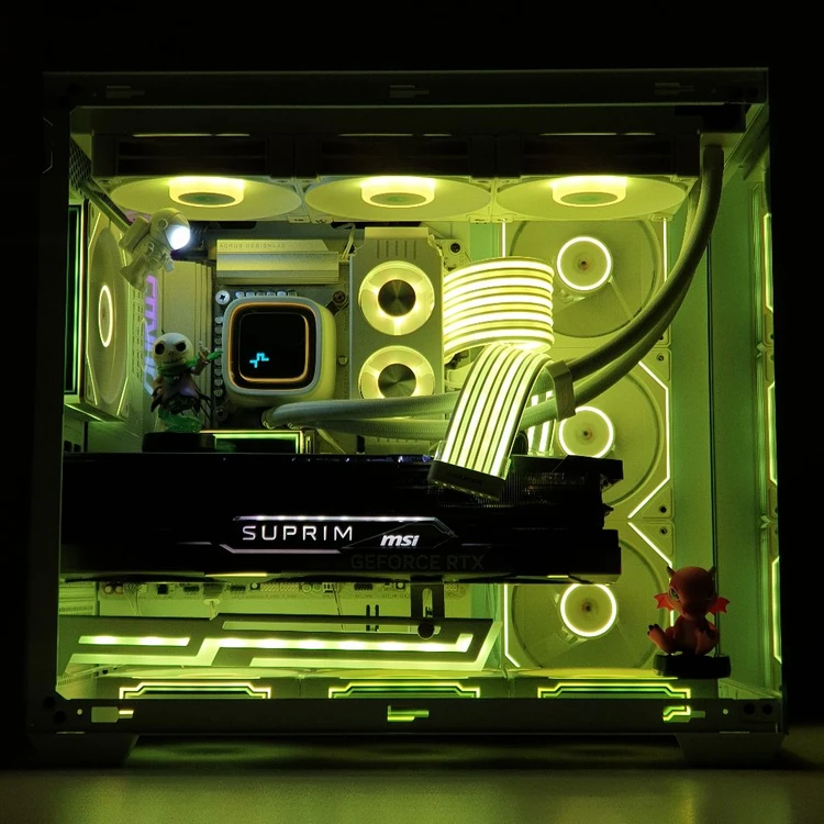 하이앤드급 컴퓨터 i7 14700 rtx 4080 슈프림 팝니다. 이미지