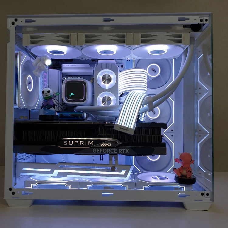하이앤드급 컴퓨터 i7 14700 rtx 4080 슈프림 팝니다. 이미지