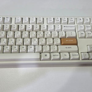 키크론 K10 PRO MAX Wood 저소음바나나축 신품급 이미지