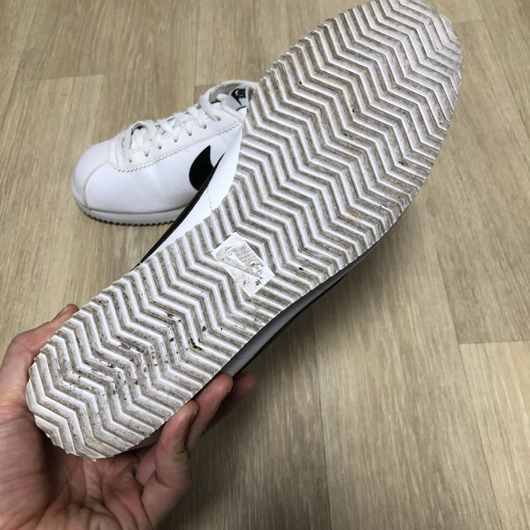 (275) 나이키 NIKE 클래식 코르테즈 레더 화이트 블랙 코르테즈 이미지