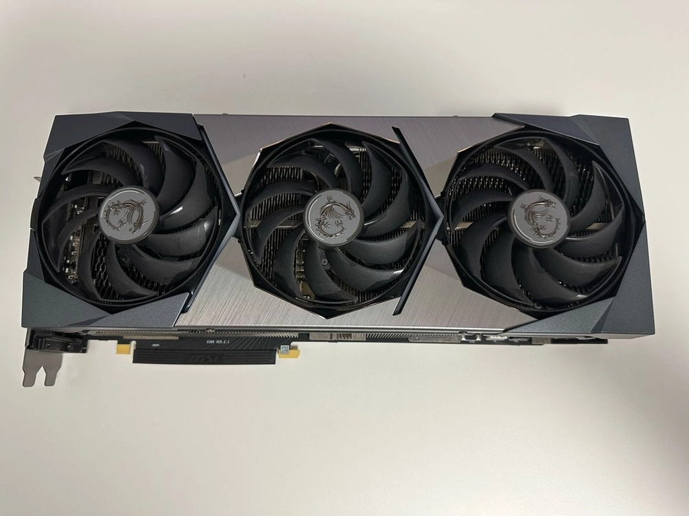 MSI RTX 3080ti 슈프림 이미지