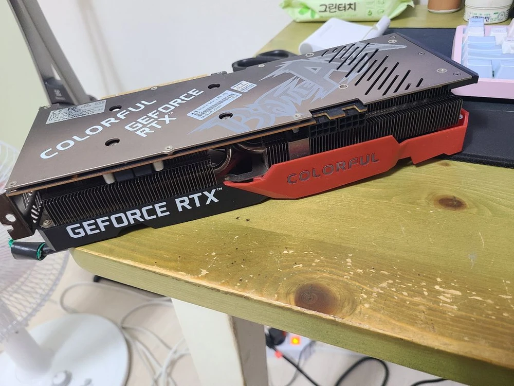 컬러풀 RTX3070 8GB 그래픽 카드 팝니다. 이미지