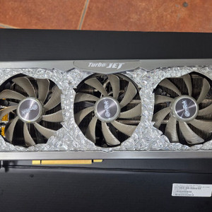 RTX 3090트리플 쿨링팬 그래픽카드 이미지