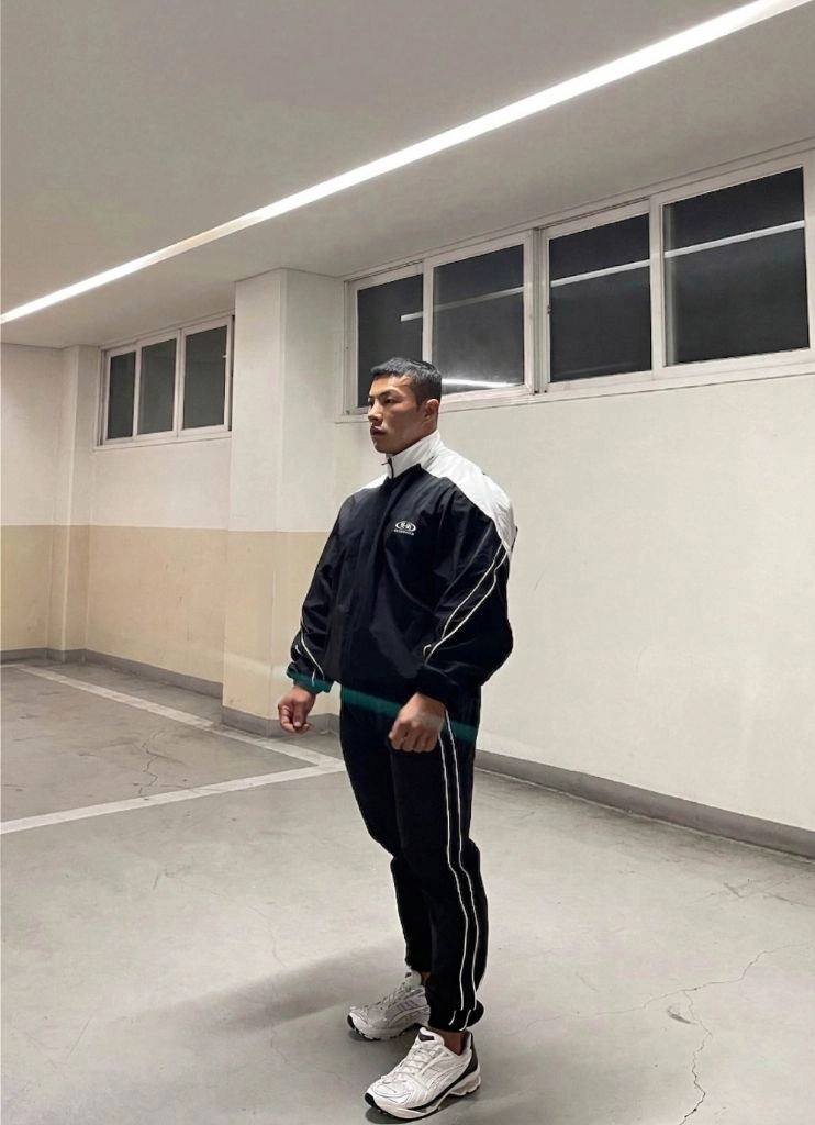 압도 바람막이 L 트레이닝 003 이미지