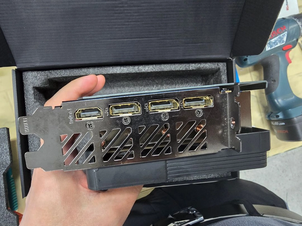 (회면증상)RTX 4080 SUPER 그래픽카드 (네고x) 이미지