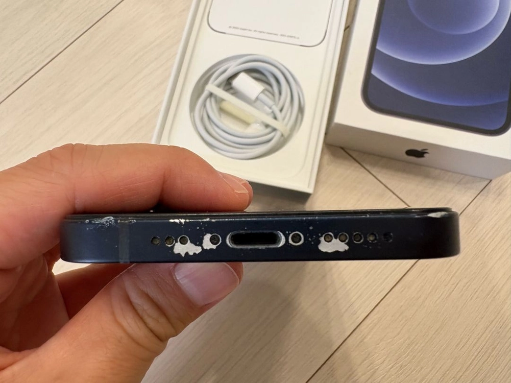 아이폰12 64GB 이미지