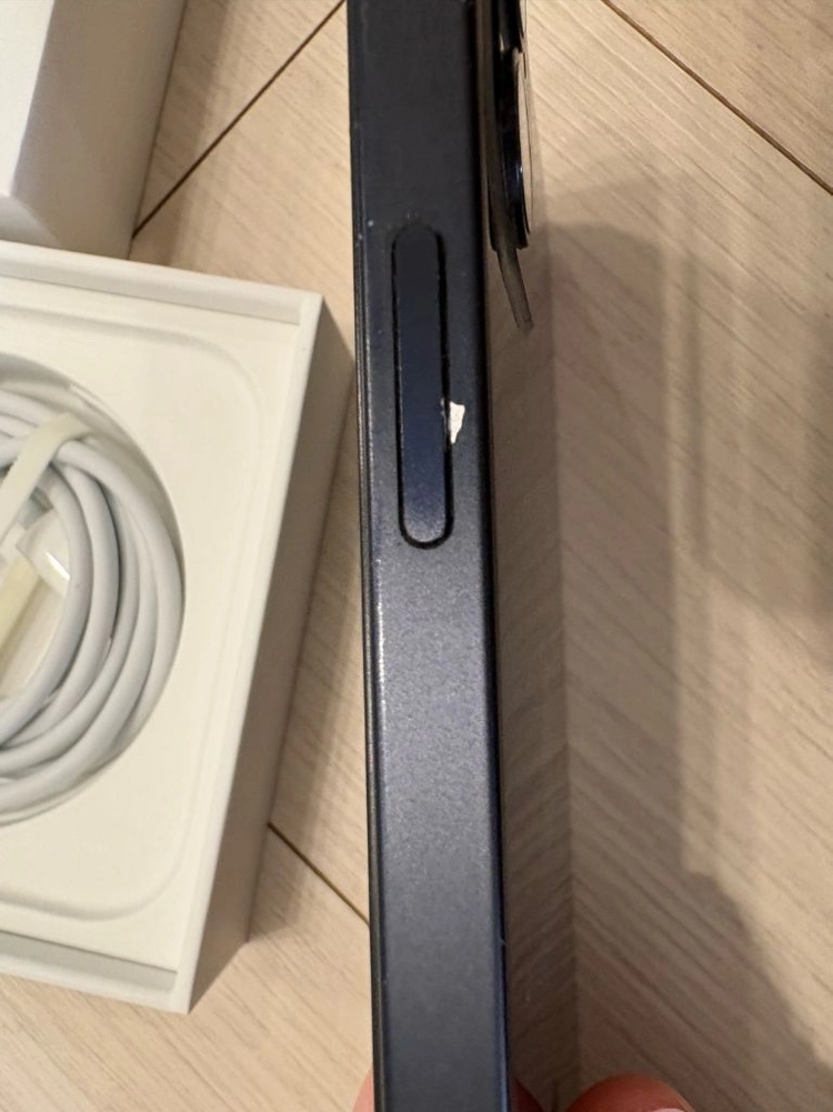 아이폰12 64GB 이미지