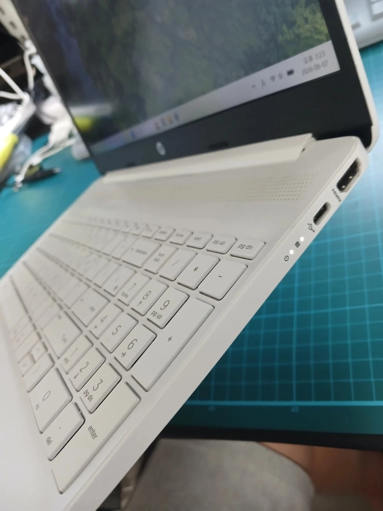 HP13/베터리교체완료 hp15s 15s-eq0xxx 노트북 판매합니다. 이미지
