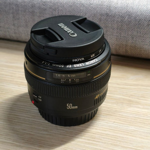 캐논 EF 50mm F1.4 렌즈 이미지