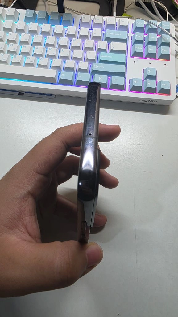 삼성 갤럭시 S22+ 이미지
