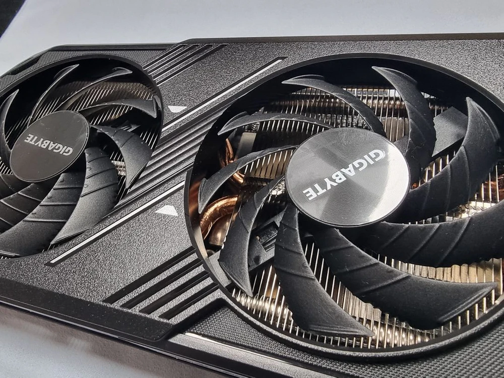 그래픽카드 RTX 5060 기가바이트 윈드포스 8기가 이미지