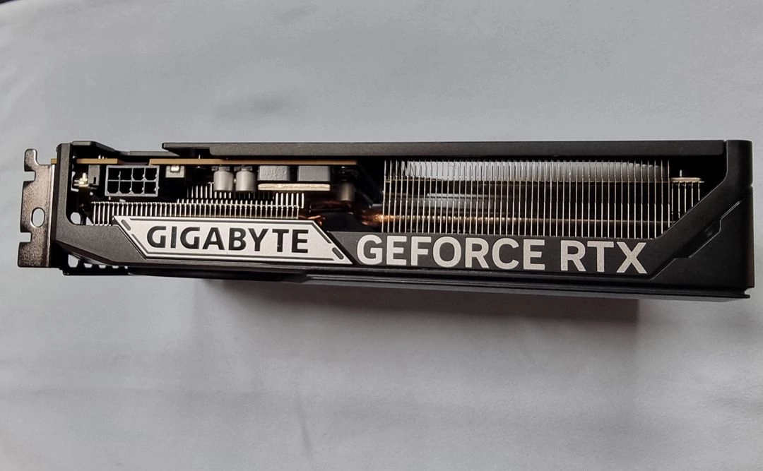 그래픽카드 RTX 5060 기가바이트 윈드포스 8기가 이미지