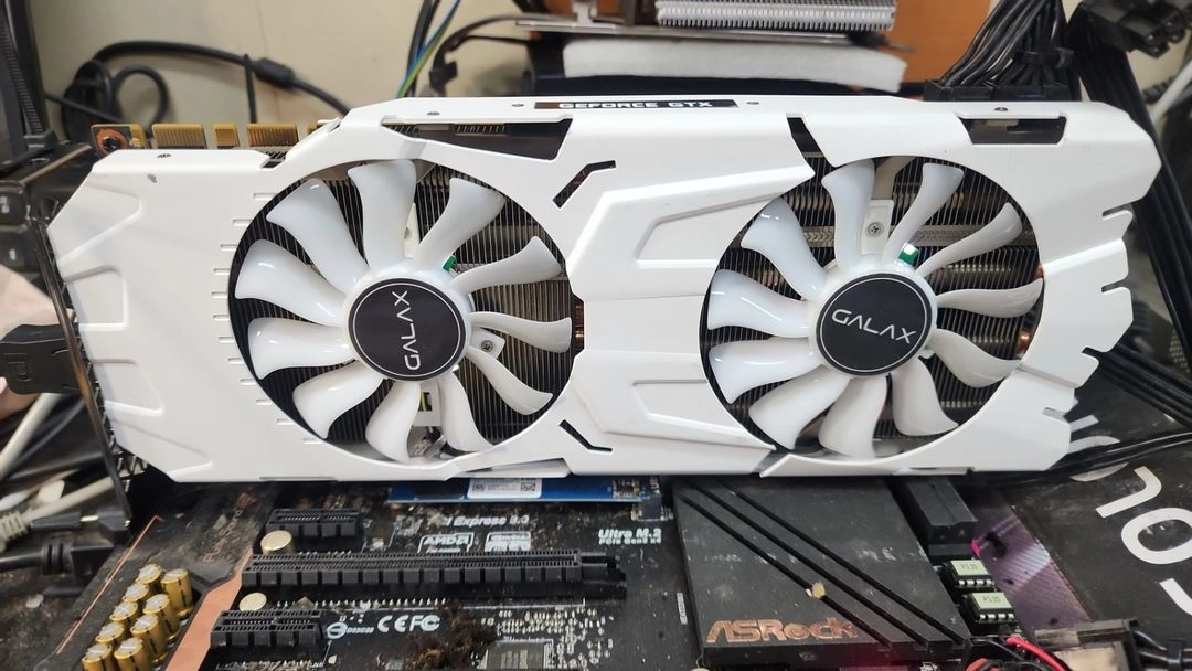 갤럭시 GTX 1080ti 11G 그래픽카드 판매합니다 이미지