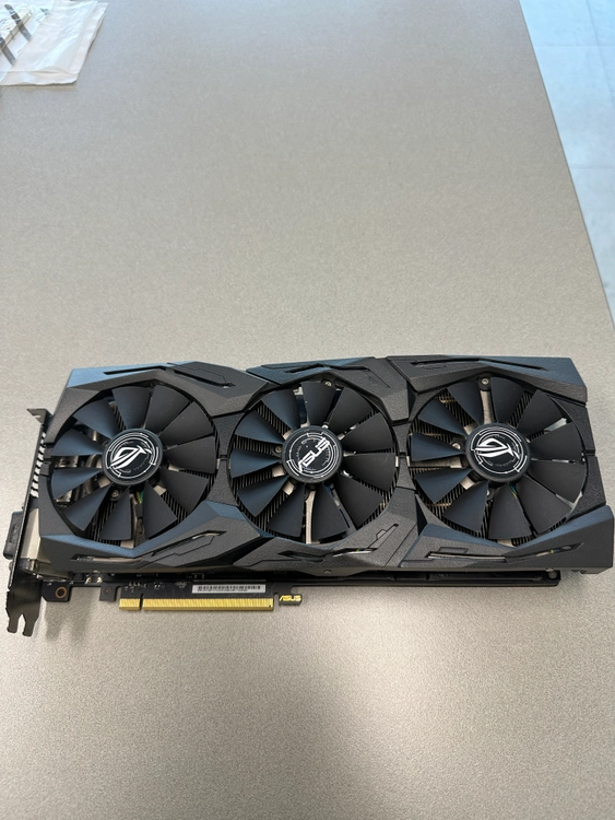 ASUS 아수스 그래픽카드 GTX 1080ti 11g 판매합니다. 이미지