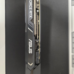 ASUS RTX 3070 그래픽카드 이미지