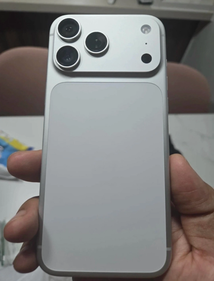 아이폰 17프로맥스 256g 배터리 효율 100% 이미지