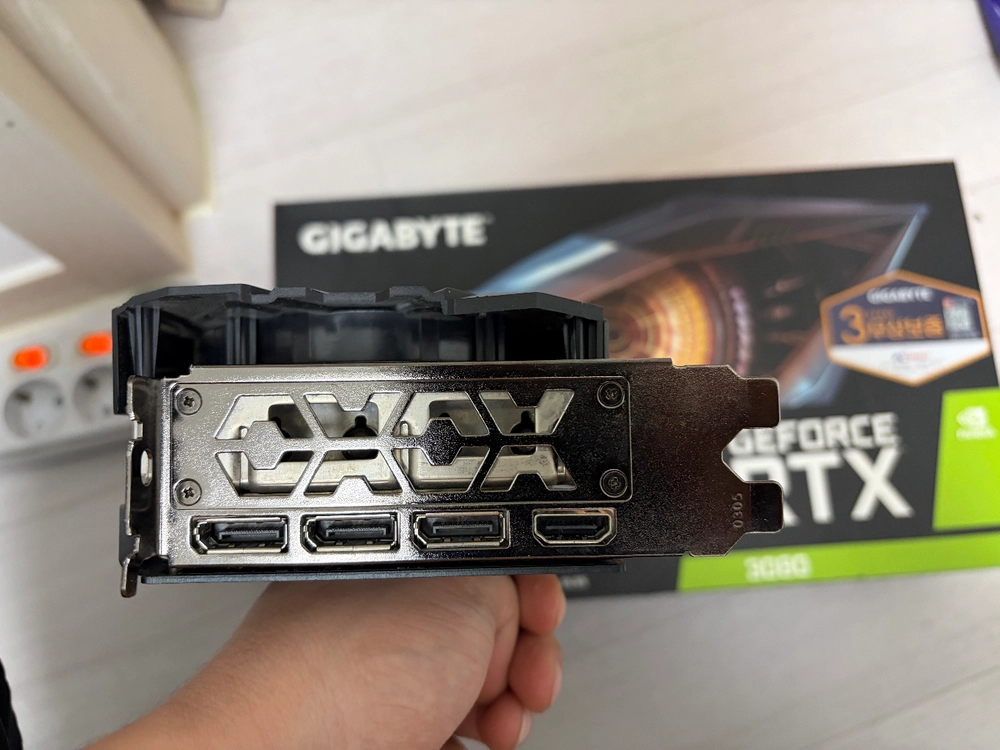 갤럭시 RTX 3070 Ti D6 8B 그래픽카드 이미지