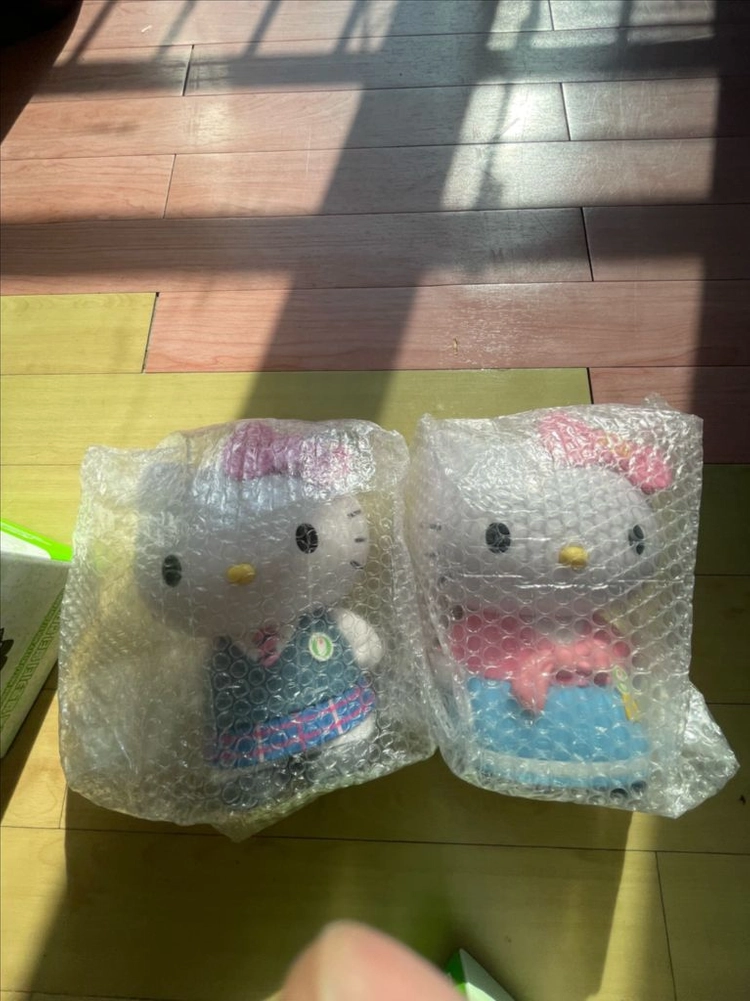 교복 한복 헬로키티 컨테이너 미사용 이미지